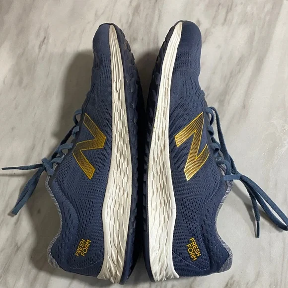 New Balance Fresh Foam Arishi v1‎ Running Shoes Navy Gold – Men’s 10 - Picture 11 of 11